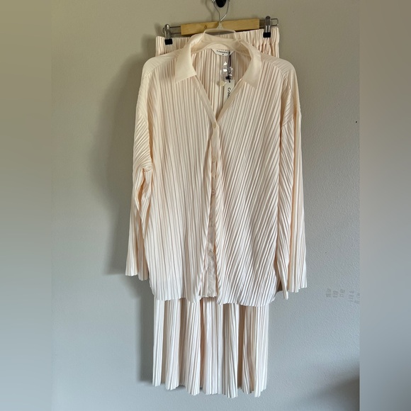 Commense‎ Oversized Leisure Pleat Pockets Two
Piece Pants Set Small - Picture 2 of 5